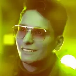 احسان نیک بخش من از قلبم کندم به تو دادمش