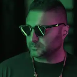 دانلود آهنگ سیاوش سام میگن باز شده جاده شمال سیاوش سام میگن باز شده جاده شمال