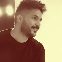 دانلود آهنگ امیر نامور میشه بازم باهم حرف بزنیم امیر نامور میشه بازم باهم حرف بزنیم