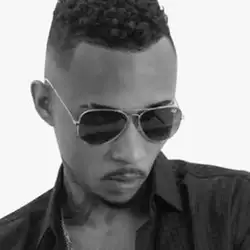 MC L da Vinte Parado No Bailão