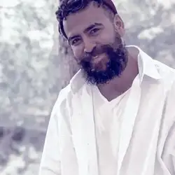 دانلود آهنگ معین زد اینجا بی تو سرده گل من معین زد اینجا بی تو سرده گل من