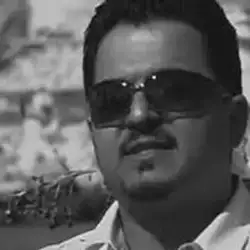 دانلود آهنگ حسین صنعتی پسر دخترا مگه جردن چی داره حسین صنعتی پسر دخترا مگه جردن چی داره